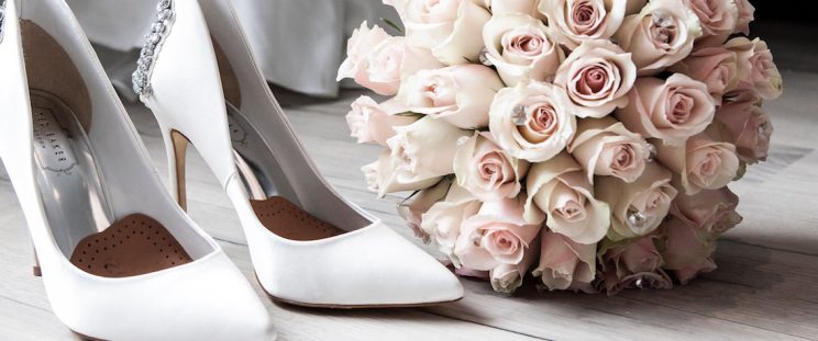 Wedding Beauty Timeline for Brides Banner by APT Medical Aesthetics